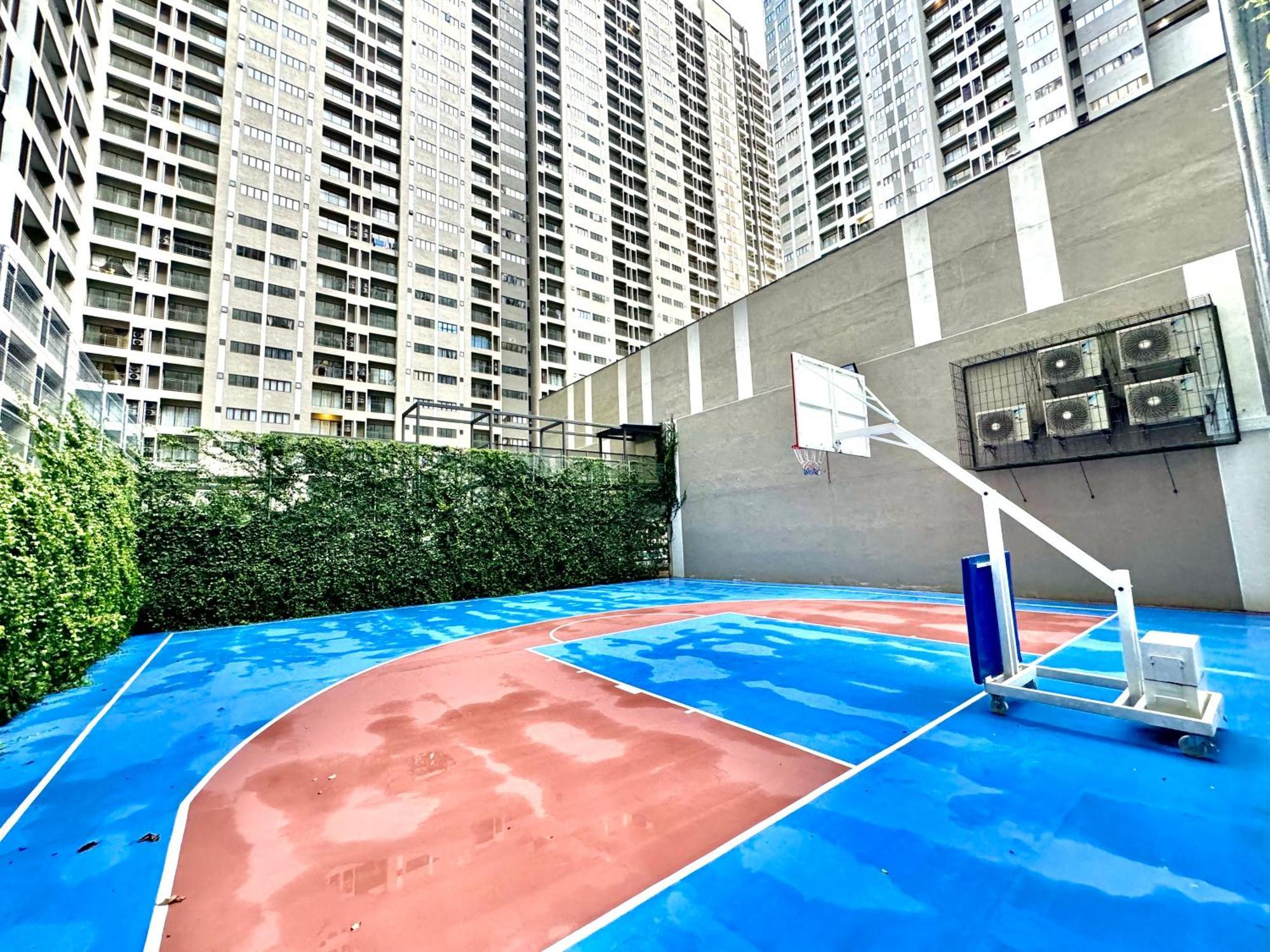 Youth Pool View Near Airport Aeon Usim Inti * Nilai